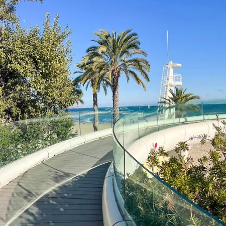 Tropical Loft Apartment *